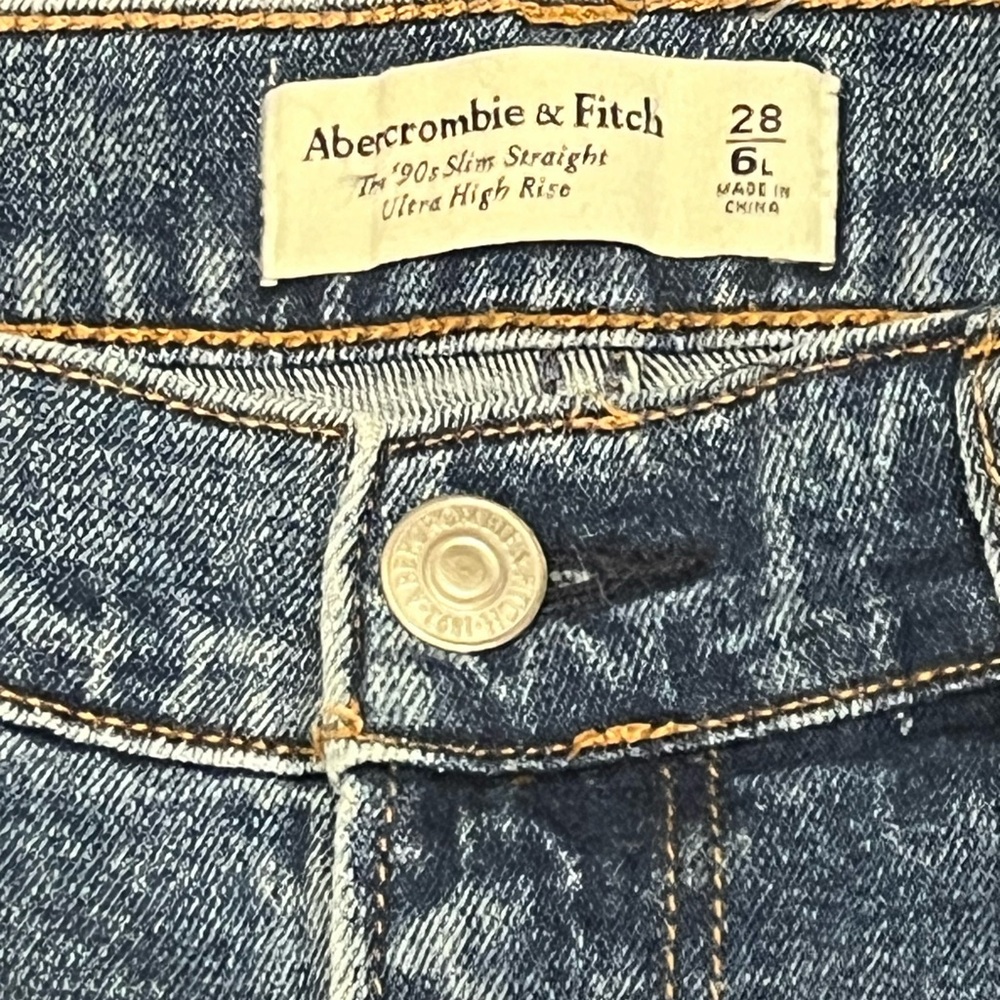 Abercrombie & Fitch Long High Rise Slim Straight Jeans - Blue